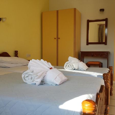 Zorbas Family House Hotel Troulos Kamer foto