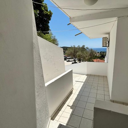 Zorbas Family House Hotel Troulos Buitenkant foto