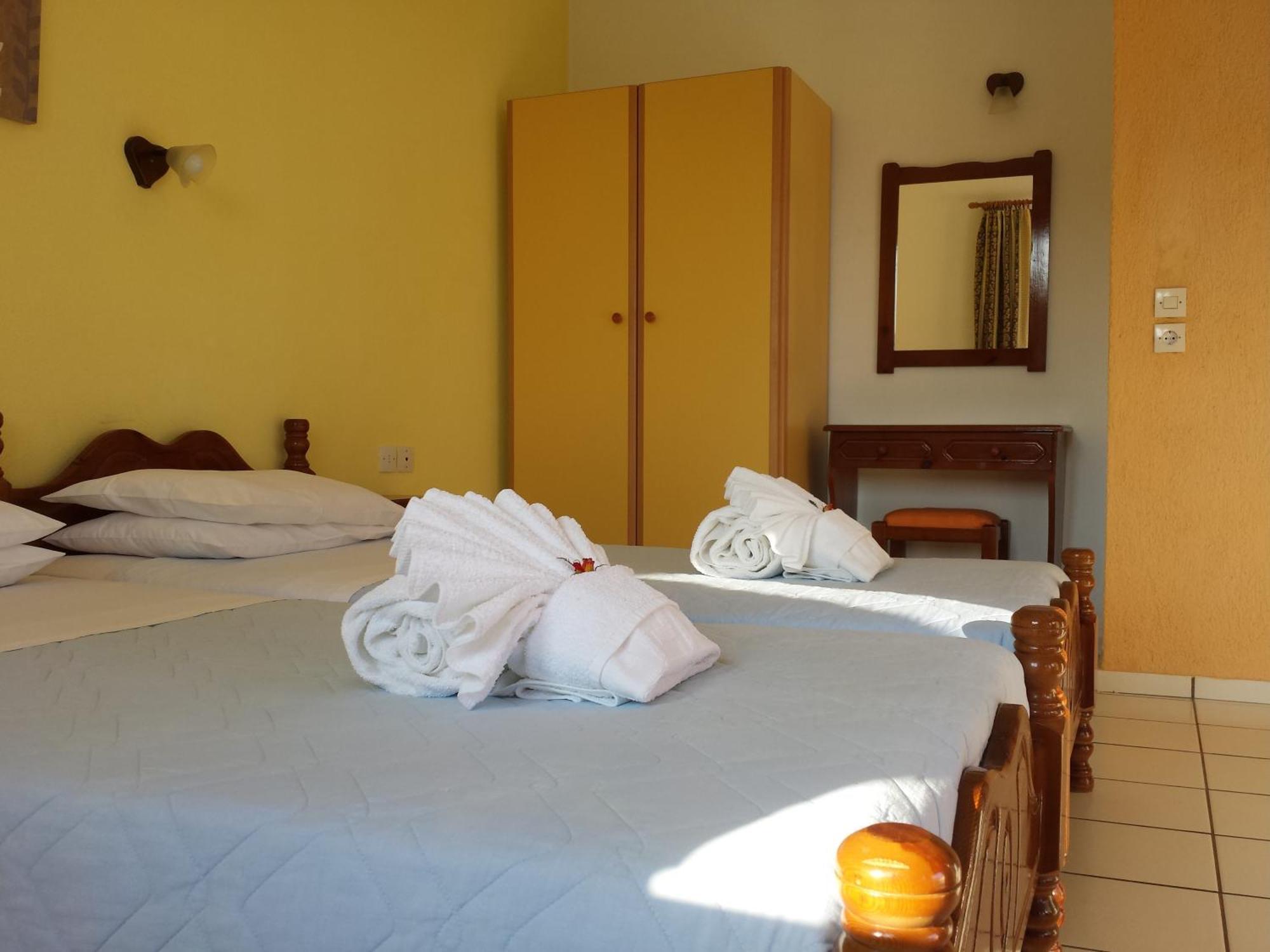 Zorbas Family House Hotel Troulos Kamer foto