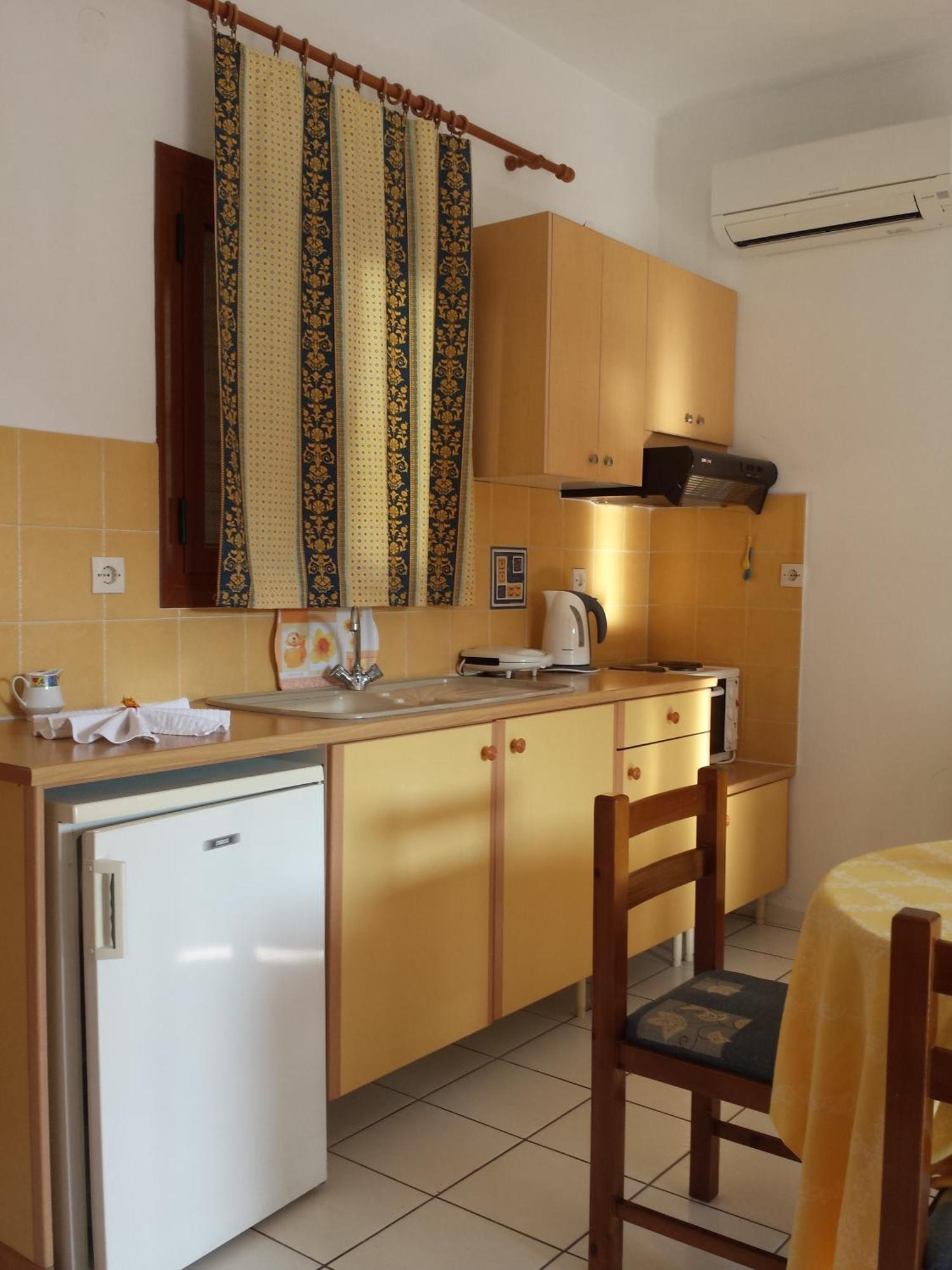 Zorbas Family House Hotel Troulos Buitenkant foto