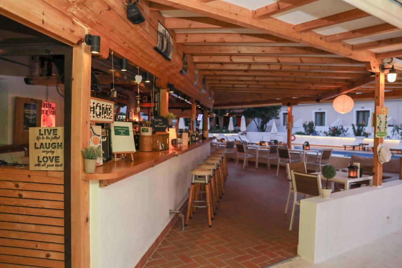 Zorbas Family House Hotel Troulos Buitenkant foto