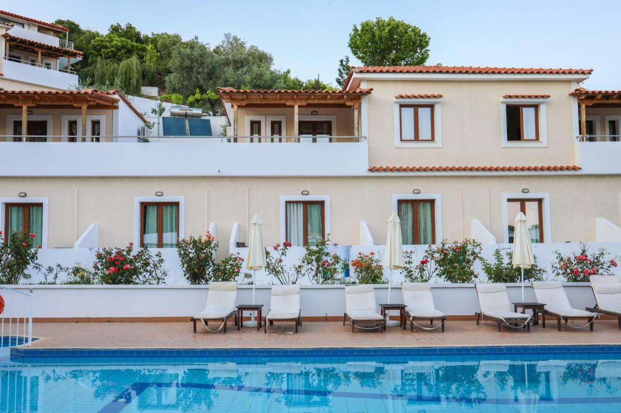 Zorbas Family House Hotel Troulos Buitenkant foto